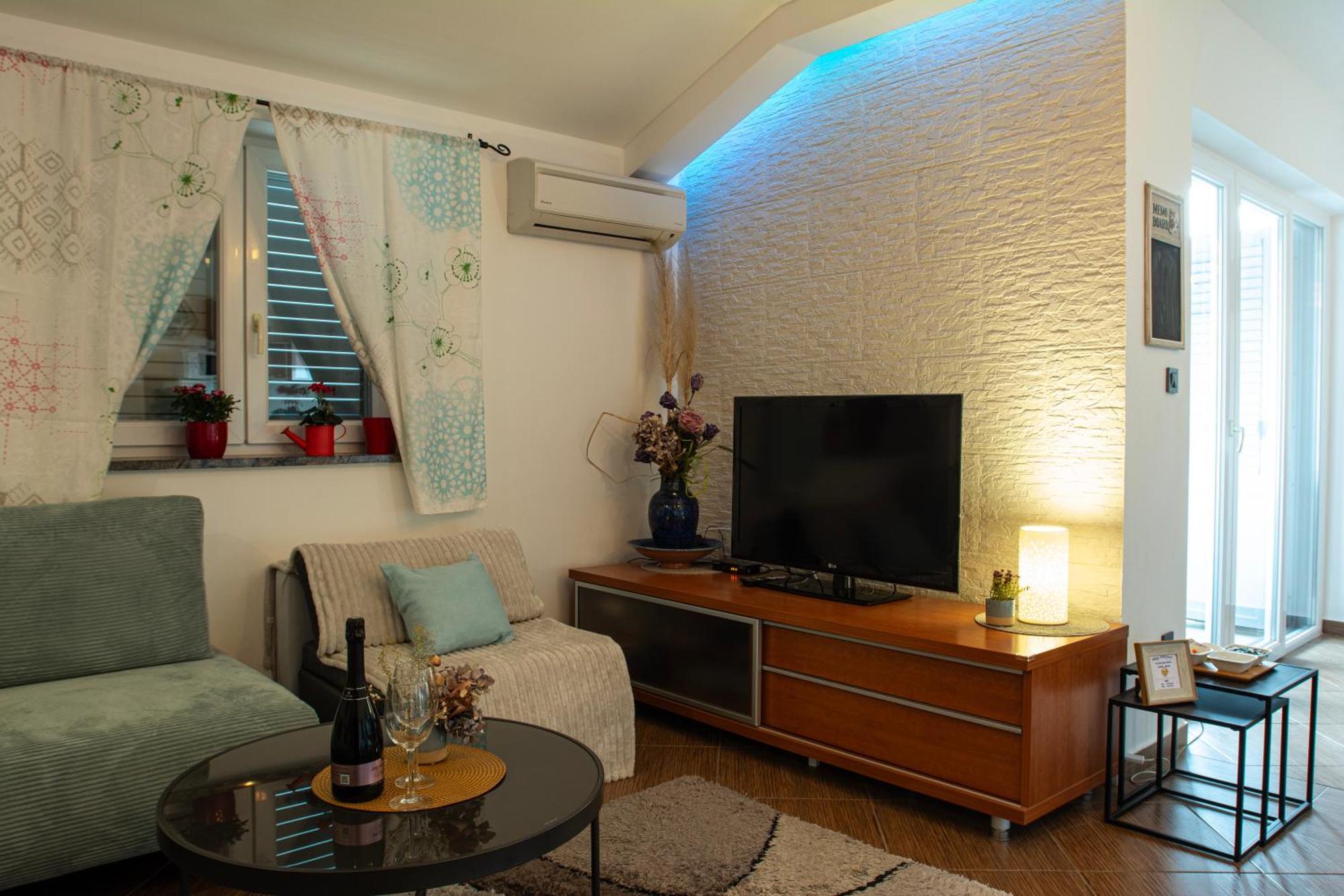 Nikka Apartments 马林斯卡 外观 照片